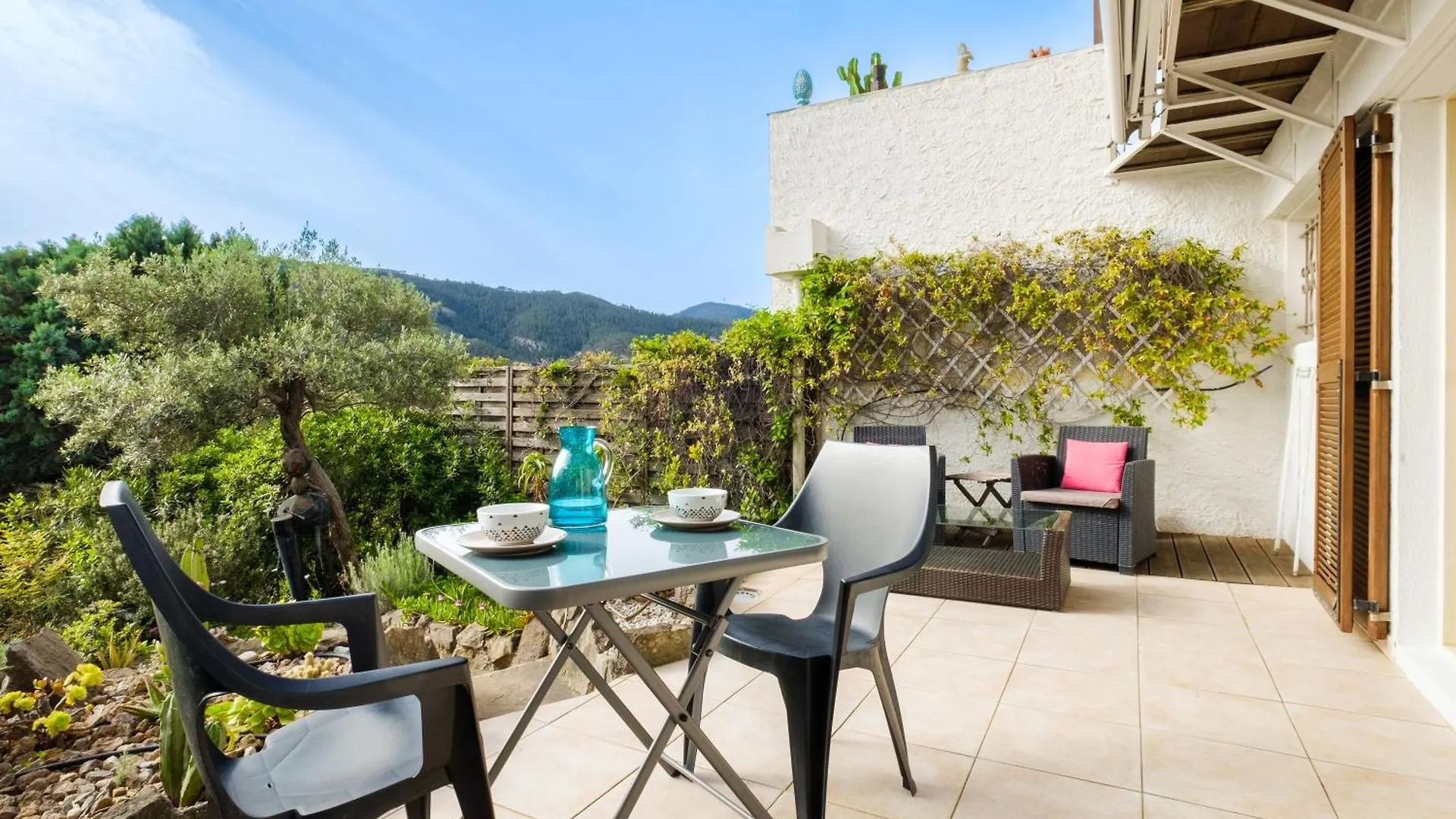 Rez-De-Villa Avec Piscine Mandelieu 0*,  フランス